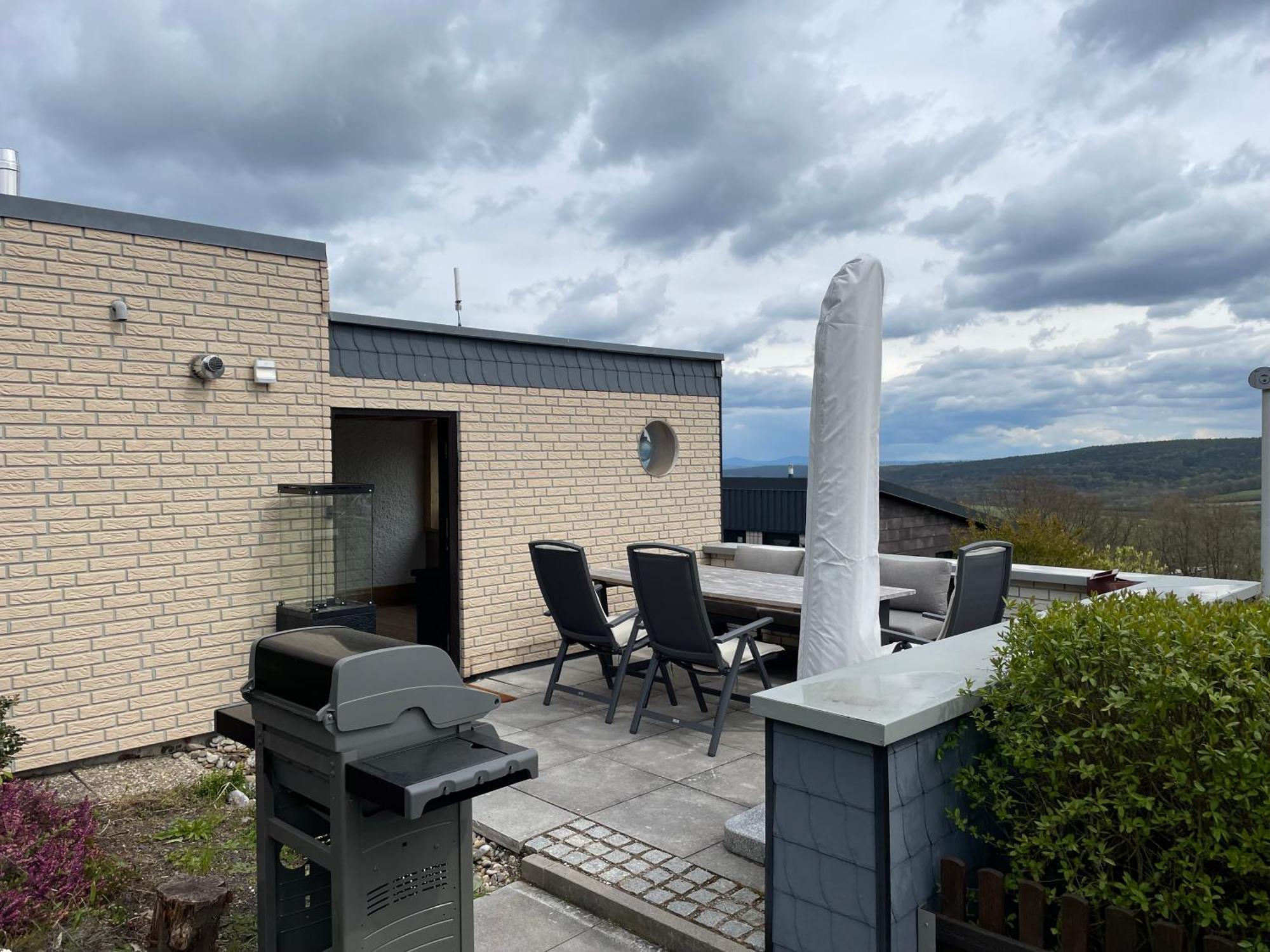 Ferienhaus In Der Rhoen Бишофсхайм-ан-дер-Рён Экстерьер фото
